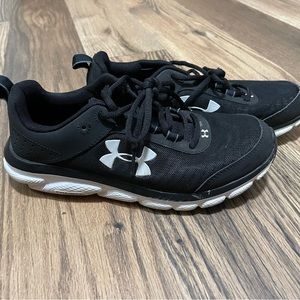 Under Armour Sneakers- Men’s size 7.5